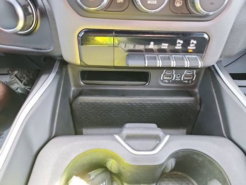 Used 2022 RAM 1500 Big Horn image 27