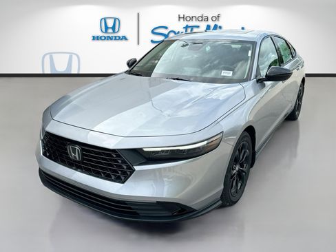 New 2025 Honda Accord SE image 3
