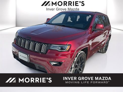 Used 2021 Jeep Grand Cherokee Laredo X image 1