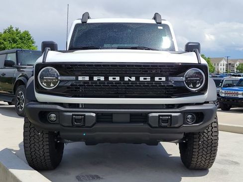 New 2026 Ford Bronco Big Bend w/ Sasquatch Package AWD/4WD image 8