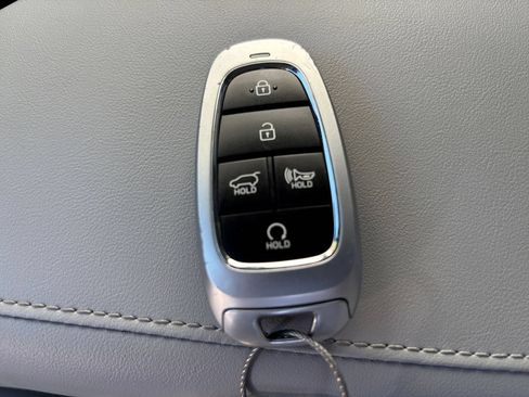 Used 2025 Hyundai Palisade SEL FWD image 28