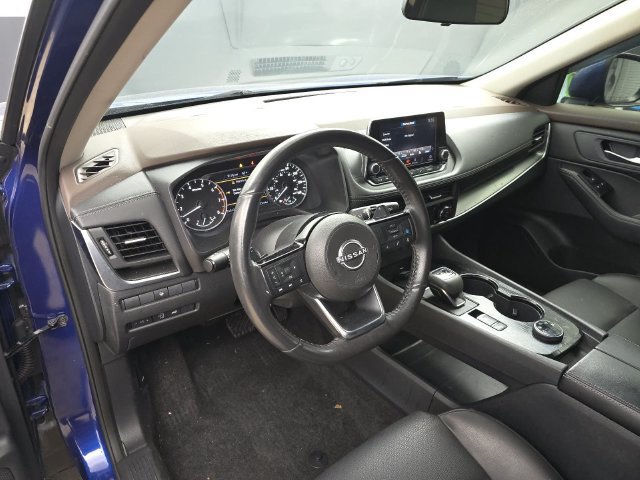 Used 2023 Nissan Rogue SV w/ SV Premium B Package AWD/4WD image 14