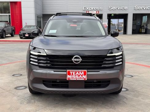 New 2026 Nissan Kicks SV AWD/4WD image 3