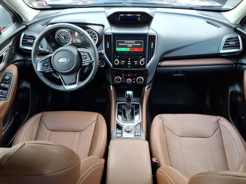 Used 2019 Subaru Forester Touring image 11