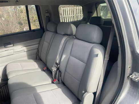 Used 2007 Dodge Durango SLT image 18