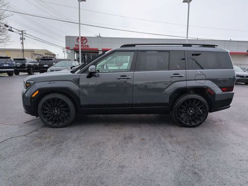 Used 2025 Hyundai Santa Fe Calligraphy image 2