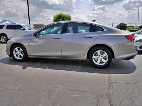 Used 2024 Chevrolet Malibu LS FWD image 4