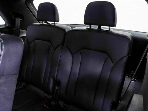 Used 2025 Audi Q7 3.0T Premium Plus image 41