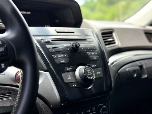 Used 2019 Acura ILX image 22