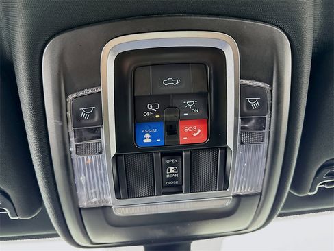 Used 2022 RAM 2500 Laramie image 19