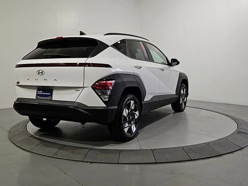Certified 2025 Hyundai Kona SEL AWD/4WD image 5