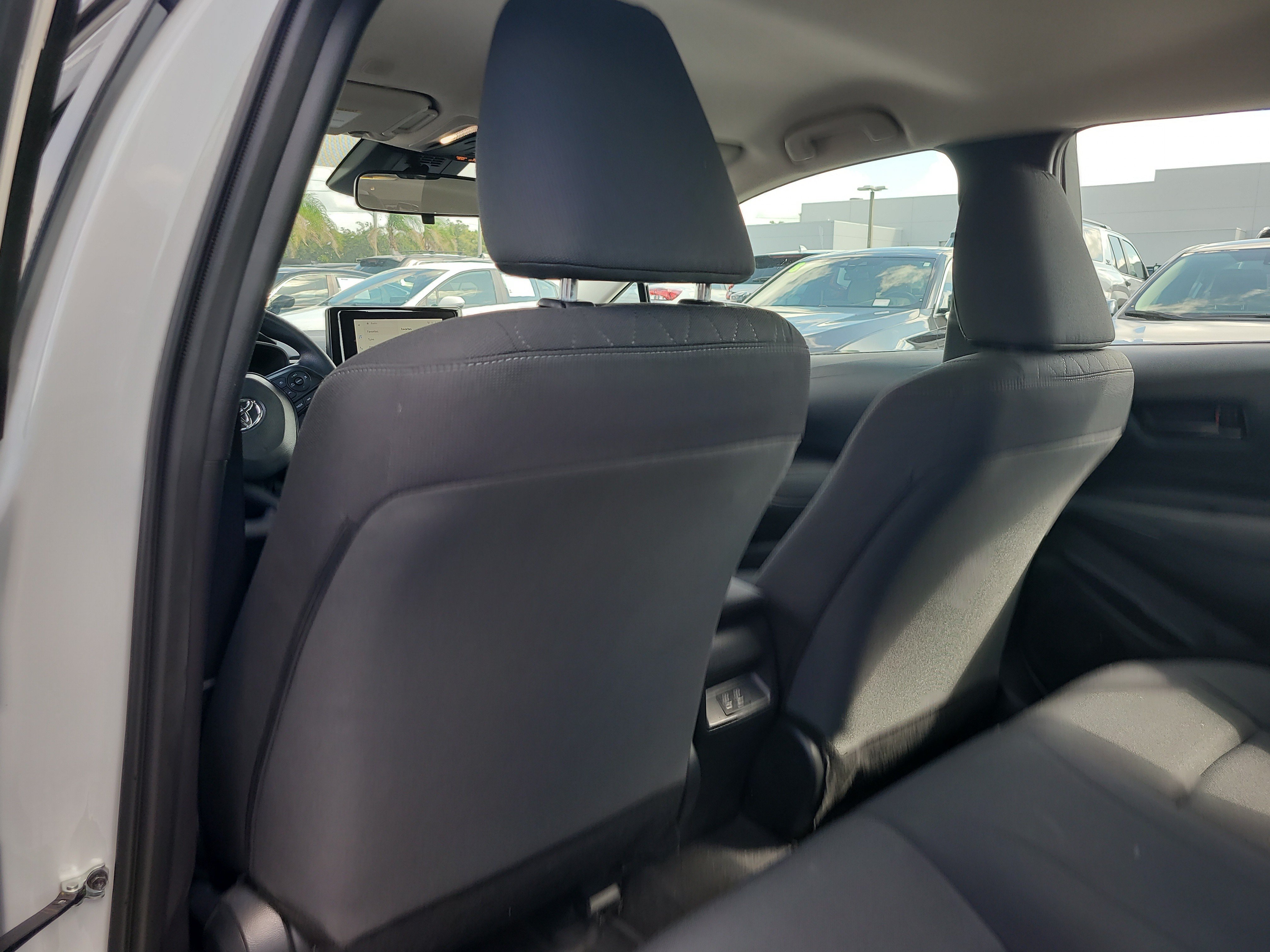 Used 2025 Toyota Corolla LE FWD image 12