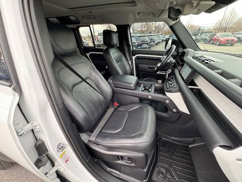 Used 2020 Land Rover Defender 110 HSE image 10