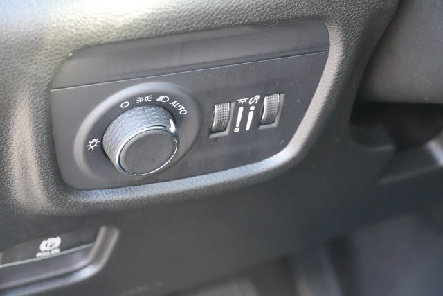 Used 2024 Jeep Grand Cherokee Altitude AWD/4WD image 26