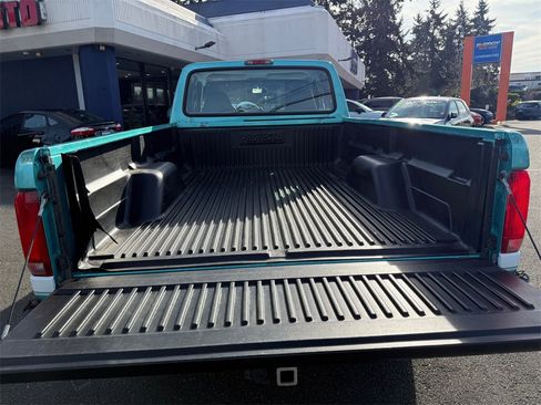Used 1996 Ford F250 XL image 7