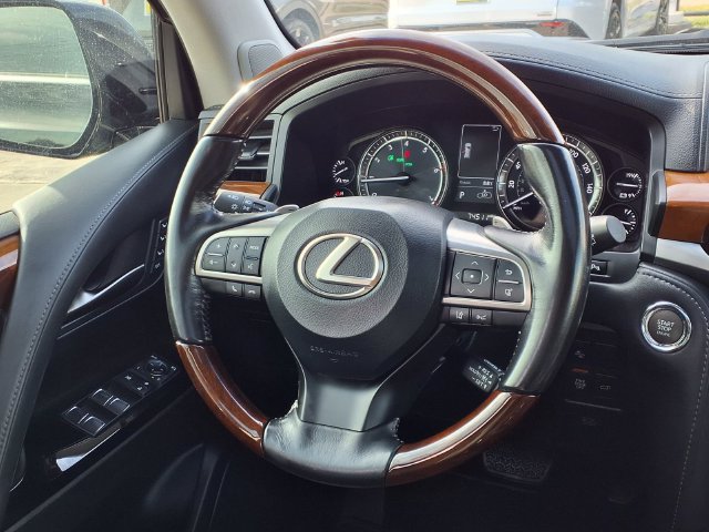 Used 2018 Lexus LX 570 4WD w/ Luxury Package image 8