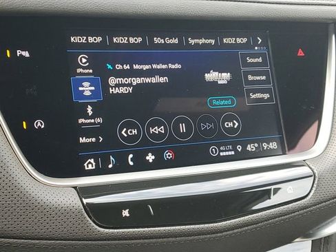 Certified 2025 Cadillac XT5 Luxury w/ LPO, Floor Liner Package AWD/4WD image 22