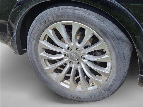 Used 2017 INFINITI QX80 4WD w/ Deluxe Technology Package image 8