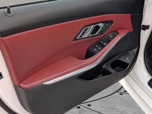 Used 2022 BMW 330i Sedan w/ Driving Assistance Package image 14