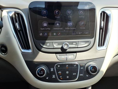 Used 2021 Chevrolet Malibu LT w/ Leather Package image 20