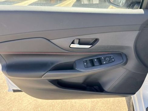 New 2026 Nissan Sentra SR w/ Floor Mat Package FWD image 21