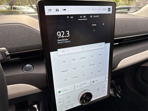 Used 2021 Ford Mustang Mach-E Premium image 16