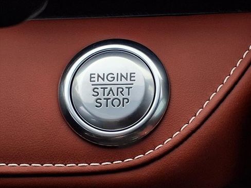 New 2025 Lincoln Nautilus Black Label w/ Jet Appearance Package image 8