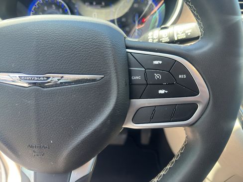 Used 2024 Chrysler Voyager LX FWD image 18