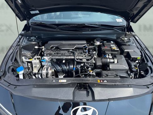 Used 2026 Hyundai Elantra Sport FWD image 19