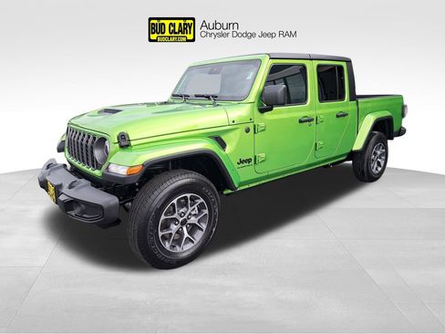 New 2025 Jeep Gladiator Sport AWD/4WD image 1