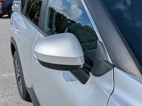 Used 2023 Nissan Rogue SV FWD image 12