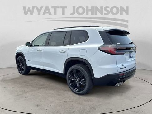 New 2026 GMC Acadia Elevation FWD image 3