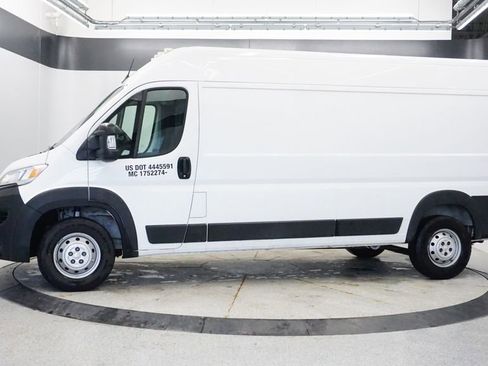 Used 2023 RAM ProMaster 2500 image 2