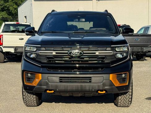 Used 2025 Ford Expedition Tremor AWD/4WD image 8
