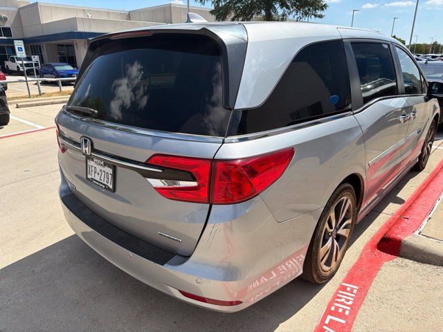Certified 2024 Honda Odyssey Touring image 5