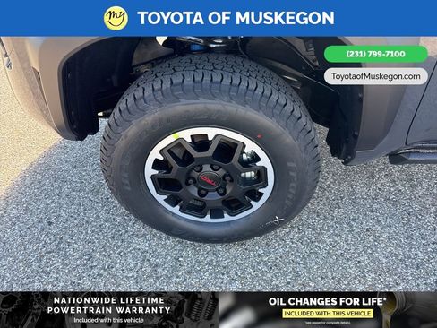 New 2025 Toyota Tacoma TRD Off-Road image 9