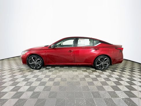 Certified 2023 Nissan Altima 2.5 SR image 7