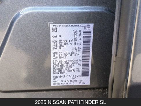 Used 2025 Nissan Pathfinder SL AWD/4WD image 26