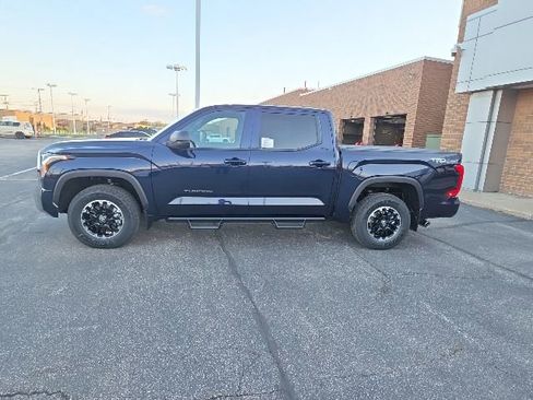 New 2026 Toyota Tundra SR5 AWD/4WD image 4