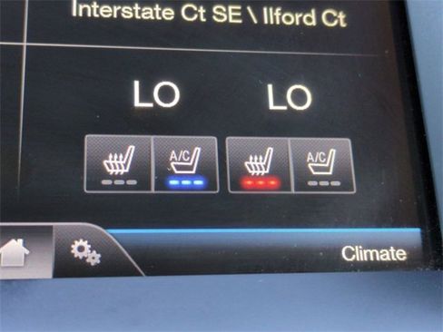 Used 2014 Ford F150 Lariat w/ Lariat Chrome Package image 23