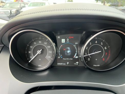 Used 2020 Jaguar E-PACE SE image 35