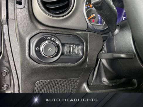Used 2022 Jeep Wrangler Unlimited Sport AWD/4WD image 23