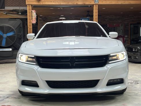 Used 2015 Dodge Charger R/T w/ Wheels & Tunes Group RWD image 7