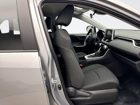 Used 2023 Toyota RAV4 LE image 16