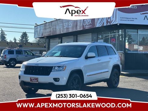Used 2011 Jeep Grand Cherokee Laredo AWD/4WD image 1