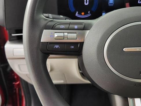 Certified 2025 Hyundai Kona SE AWD/4WD image 24