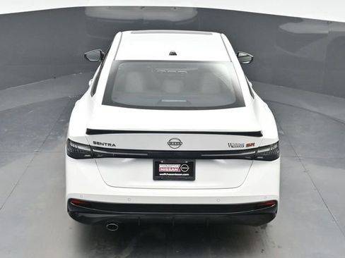 New 2026 Nissan Sentra SR w/ SR Premium Package FWD image 31
