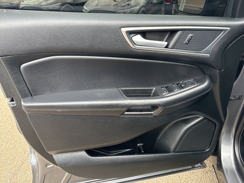 Used 2024 Ford Edge SEL w/ Convenience Package AWD/4WD image 12