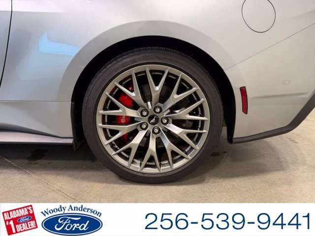 Used 2025 Ford Mustang GT Premium RWD image 8