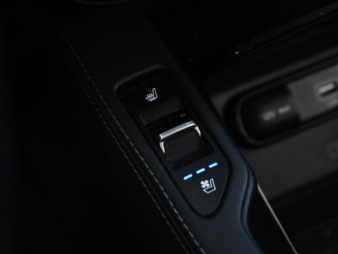 Used 2021 Kia Telluride SX w/ Towing Package image 21